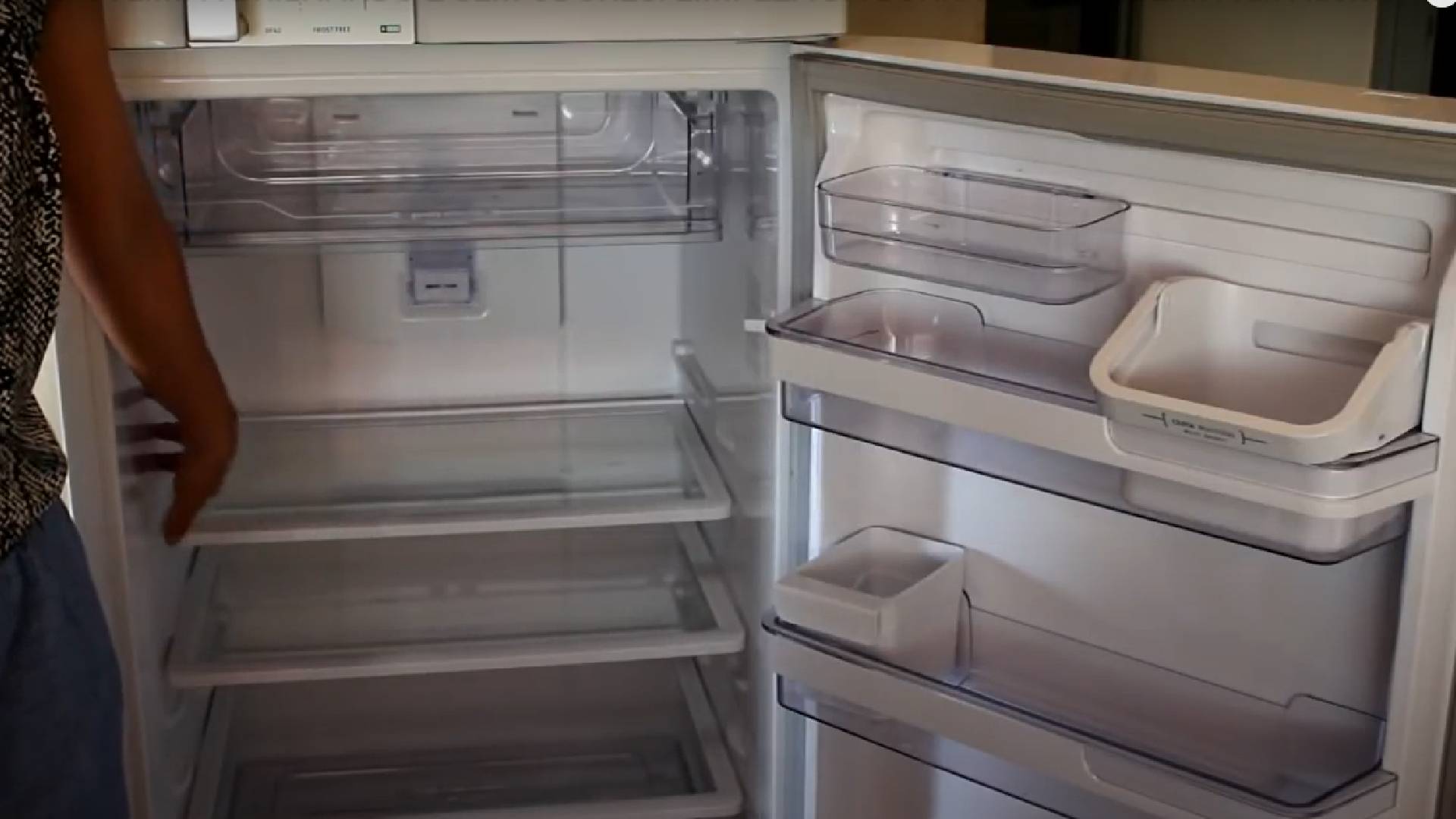Descubra qual a frequência ideal para limpar a geladeira para evitar doenças