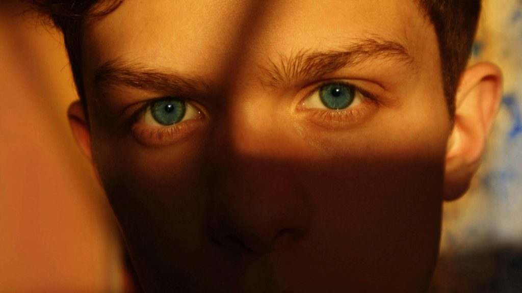 6 manias que te fazem ficar insuportável (a última quase todo mundo tem)