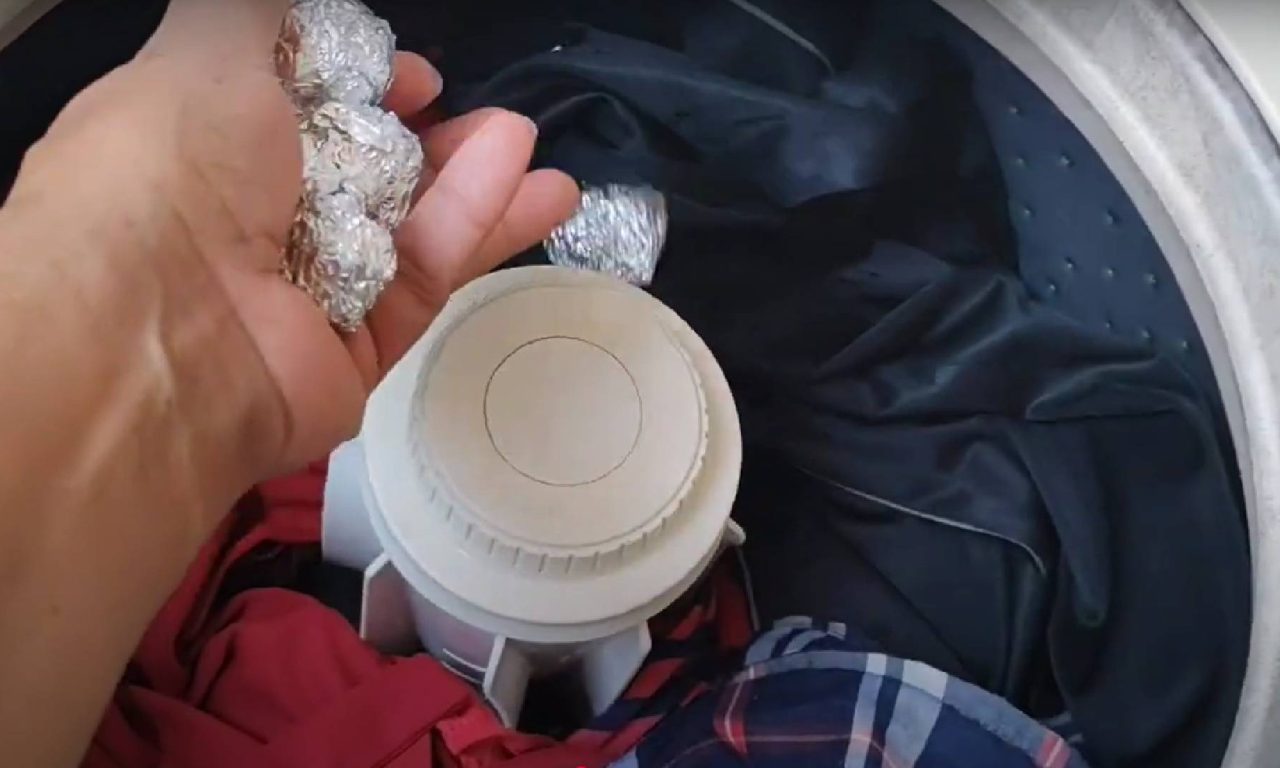 Truque simples na máquina de lavar para secar as roupas mais rápido