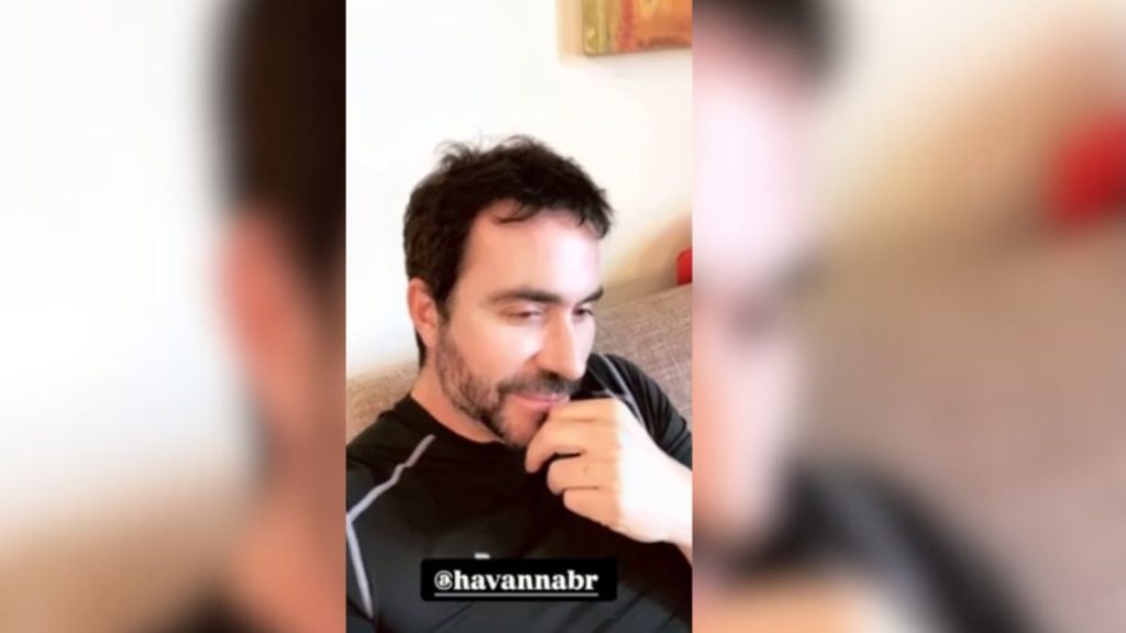 Gerente de cafeteria famosa é demitido após padre Fábio de Melo compartilhar ter passado por situação desagradável