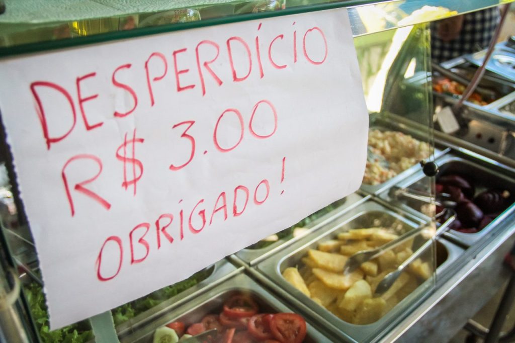 Advogada revela placas “mentirosas” que a maioria das pessoas nem imagina