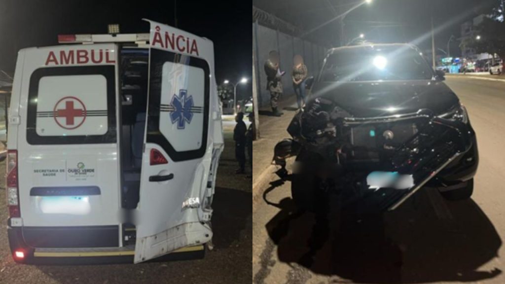 Ambulância foi atingida por caminhonete. (Foto: Reprodução)