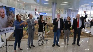Antônio Gomide na inauguração da exposição Cerrado: Berço das Águas e da Biodiversidade.