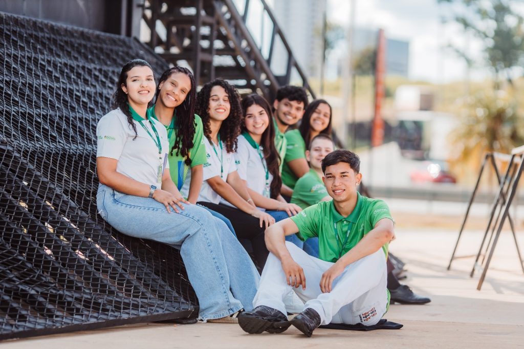 Programa Aprendiz do Futuro é voltado para adolescentes de 14 e 15 anos.