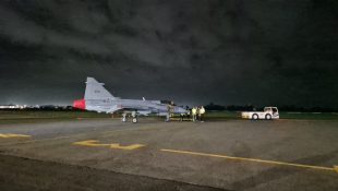 Caça supersônico F-39 Gripen chegou ao Brasil. (Foto: Divulgação/FAB)