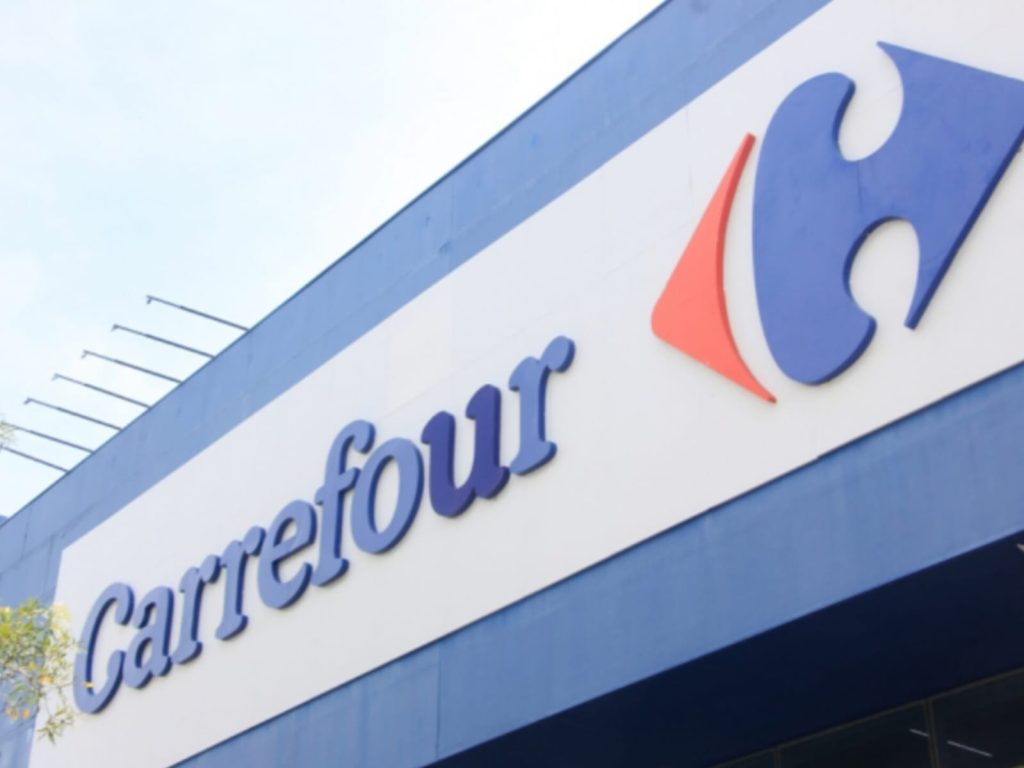 Carrefour fecha as portas de uma das maiores unidades no Brasil