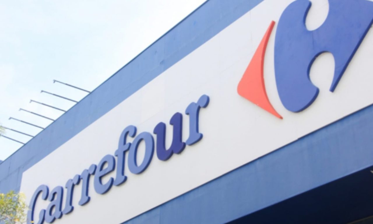 Carrefour fecha as portas de uma das maiores unidades no Brasil
