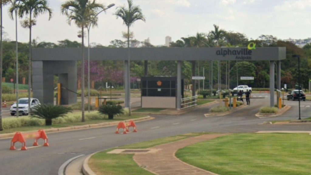 Condomínio Alphaville, em Anápolis.