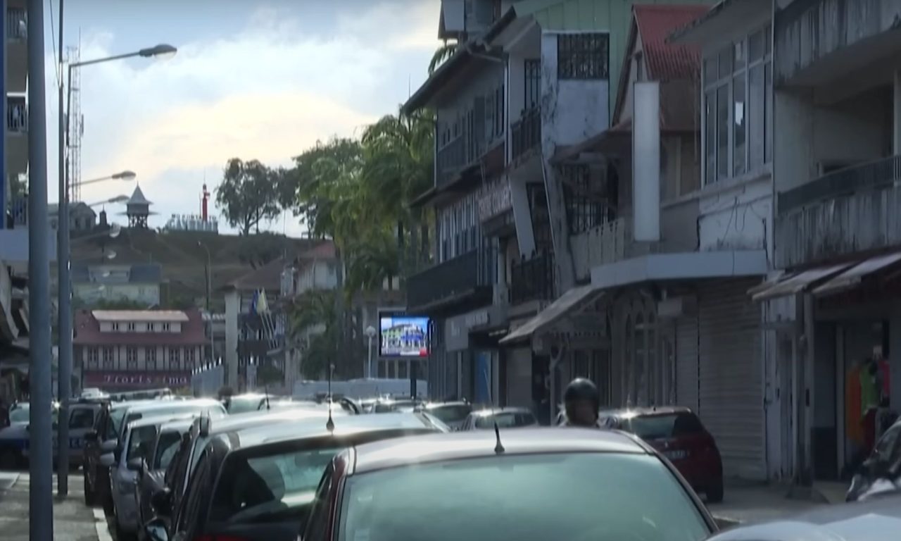 Rua na Guiana Francesa.