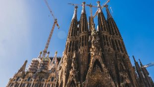 Conheça os mistérios por trás da igreja que levou mais tempo para ser construída do que as pirâmides do Egito