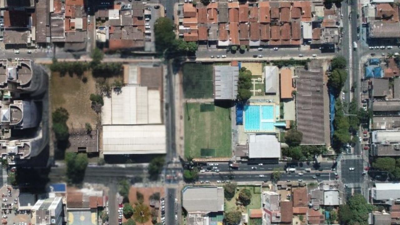 Imóvel está localizado na Avenida T-1. (Foto: Reprodução/Imóvel Correios)