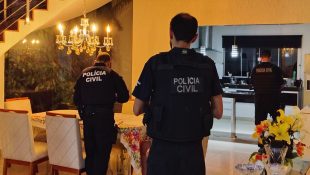 Suspeitos de emitirem notas fiscais falsos foram presos. (Foto: Divulgação/PC)