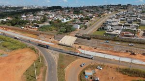 Imagem aérea do viaduto do Recanto do Sol. (Foto: Elvis Godoi/Portal 6)