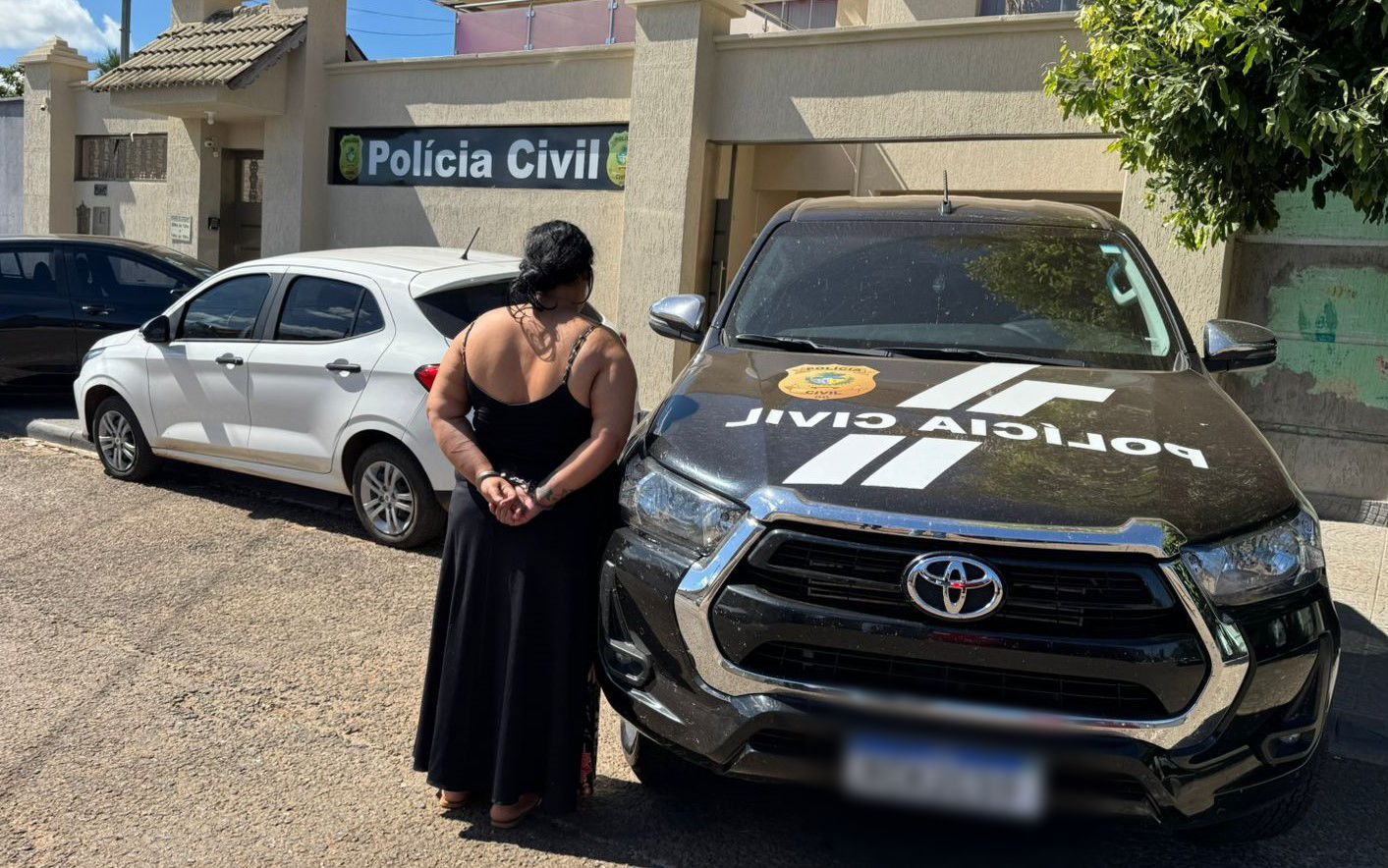 Nove anos após orquestrar assassinato brutal, mulher é presa em Silvânia; detalhes são assustadores