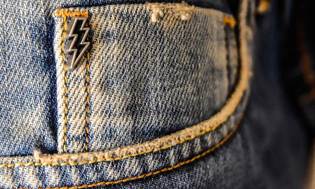 Marca de calça jeans que marcou época no Brasil não resistiu e faliu
