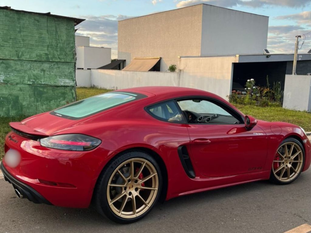 Veículos foram encaminhados até o pátio da Polícia Civil (PC). (Foto: Divulgação)