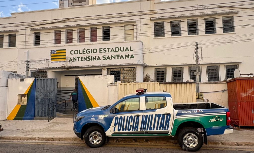 Agressão a professora em colégio tradicional de Anápolis revolta colegas