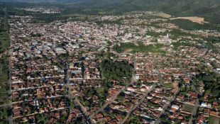 Município é apontado como o maior de Goiás, superando em área Nova York e Paris