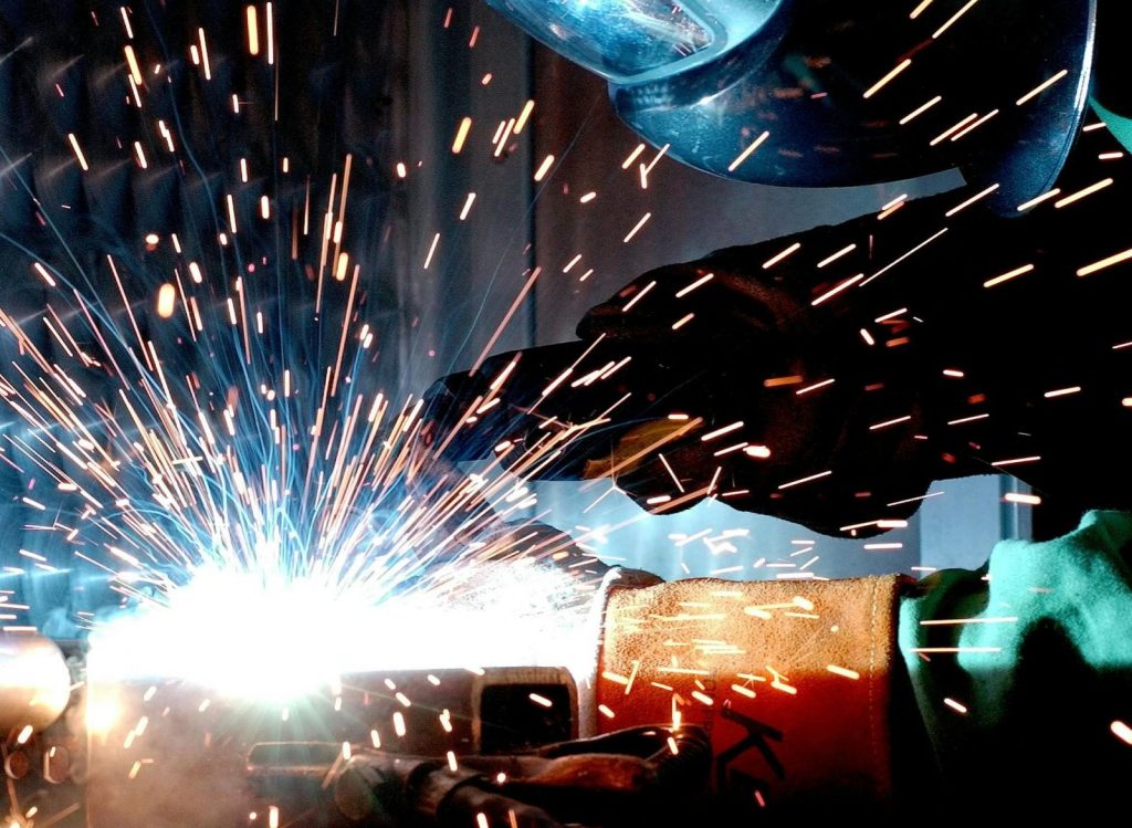 Fábrica pede falência e anuncia plano de reestruturação