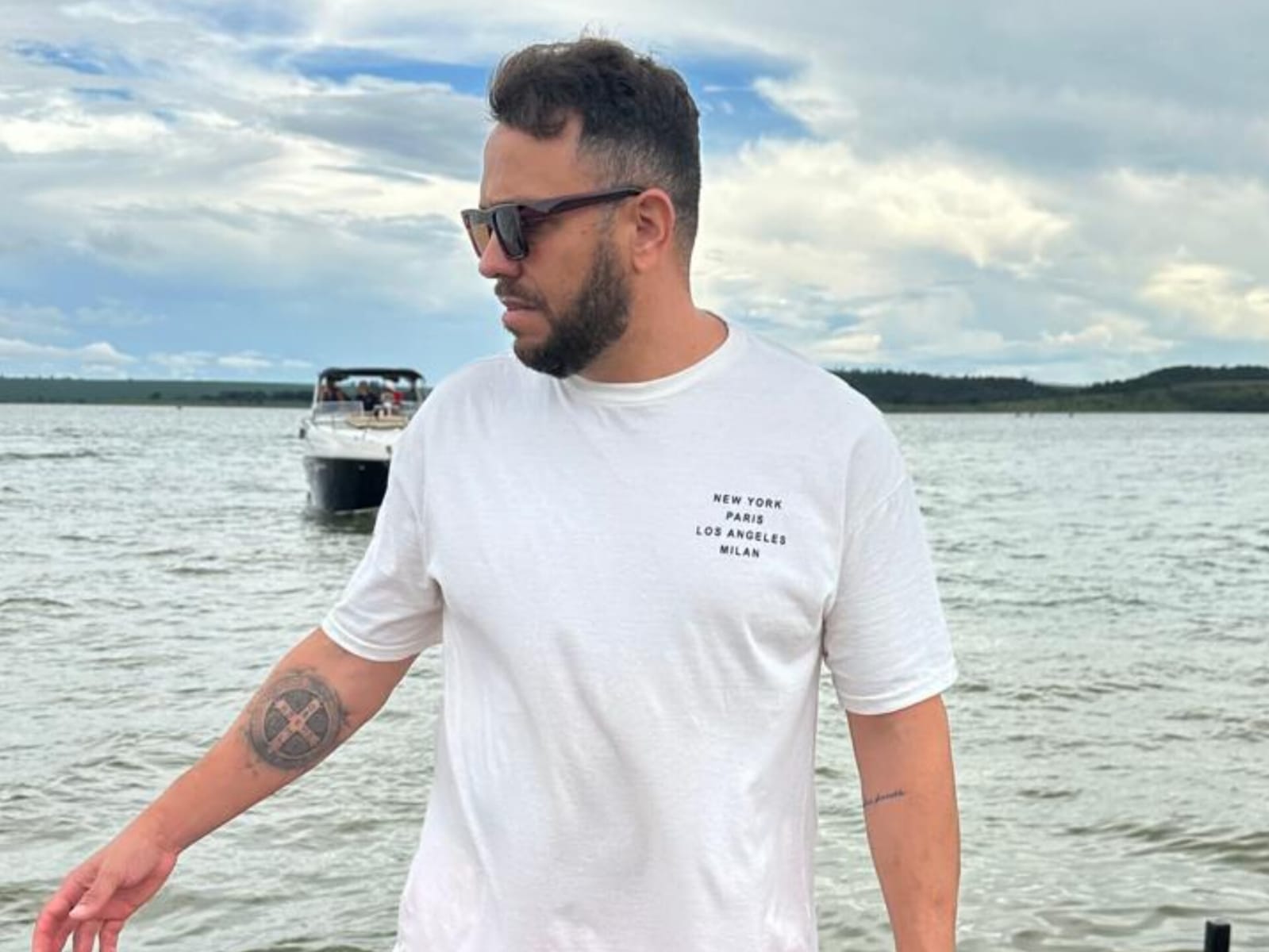 Rodrigo Vieira é corretor imobiliário há mais de 12 anos e atualmente focado em clientes de alto padrão que buscam a segunda moradia no Lago Corumbá. (Foto: Arquivo pessoal)