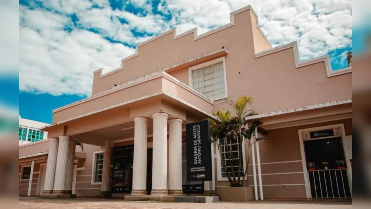 Frequentador da Galeria de Artes de Anápolis é encontrado morto dentro do banheiro