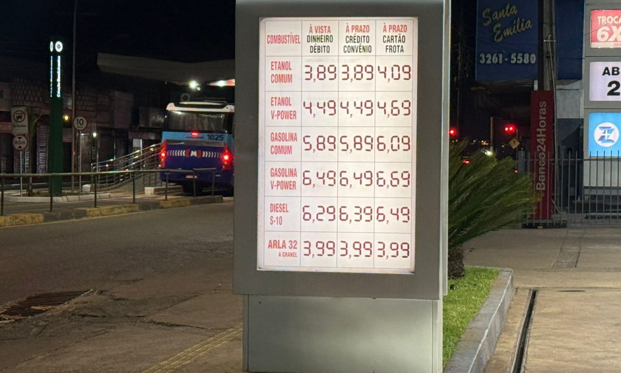 Motorista ficou surpreso com a diferença no preço do combustível em Goiânia.