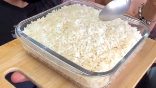 Saiba como fazer arroz soltinho no micro-ondas em apenas 15 minutos