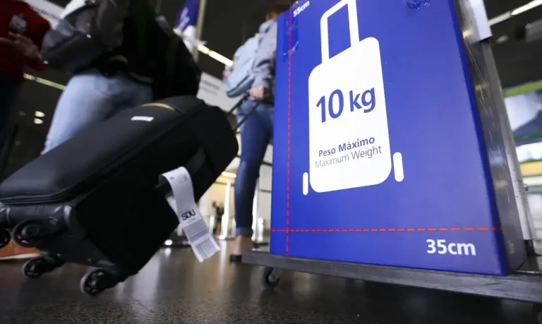 Regras importantes da bagagem de mão que todo passageiro precisa saber antes de pegar um voo