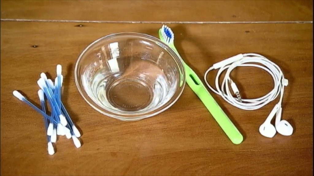 6 itens que você usa todo dia e deveria limpar com mais frequência