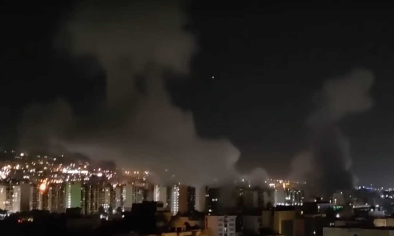 Irã lançou um contra-ataque com cerca de cem mísseis balísticos contra Israel