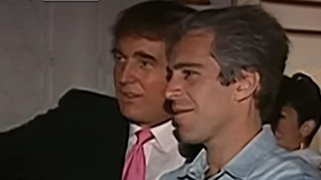 Jeffrey Epstein e Donald Trump na década de 1990.