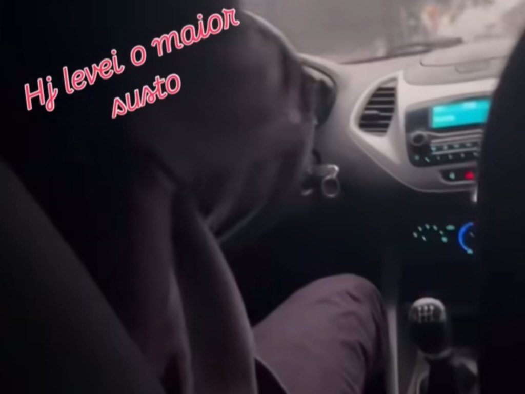 Motorista de aplicativo deixa passageira desesperada após atitude ao ser fechado no trânsito: "meu Deus do céu"