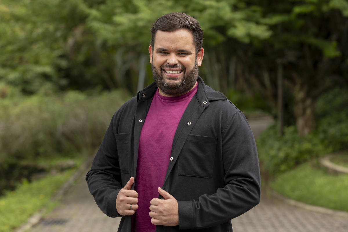 Ex-BBB viraliza ao ser reconhecido trabalhando como motorista de aplicativo em Belo Horizonte