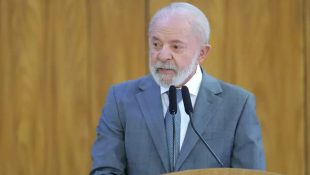 Luís Inácio Lula da Silva.