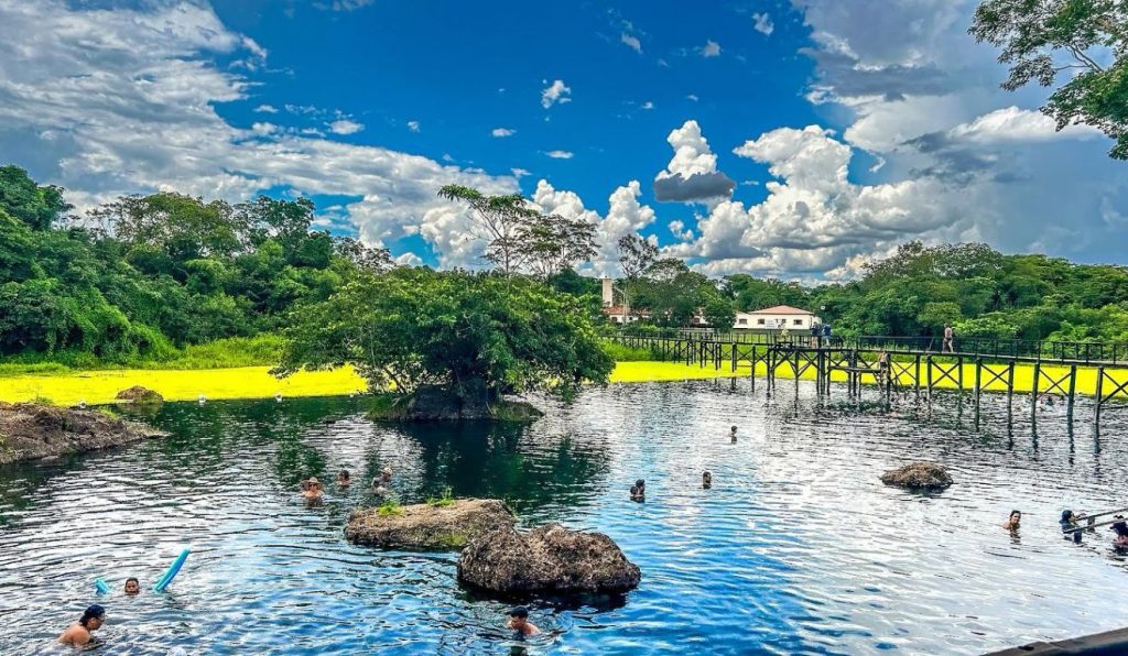 Conheça paraíso em Goiás perfeito para relaxar com a família