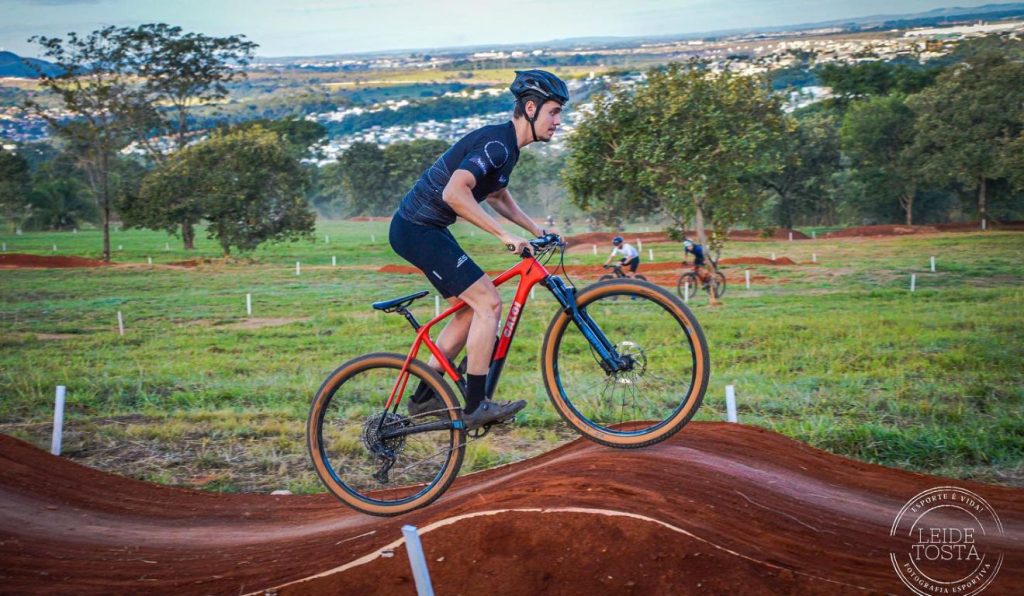 Conheça trilha de Mountain Bike escondida dentro de Goiânia