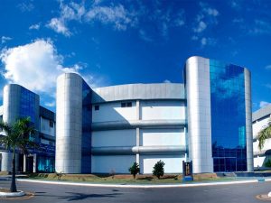 Laboratório Teuto, em Anápolis. (Foto: Divulgação/Laboratório Teuto)