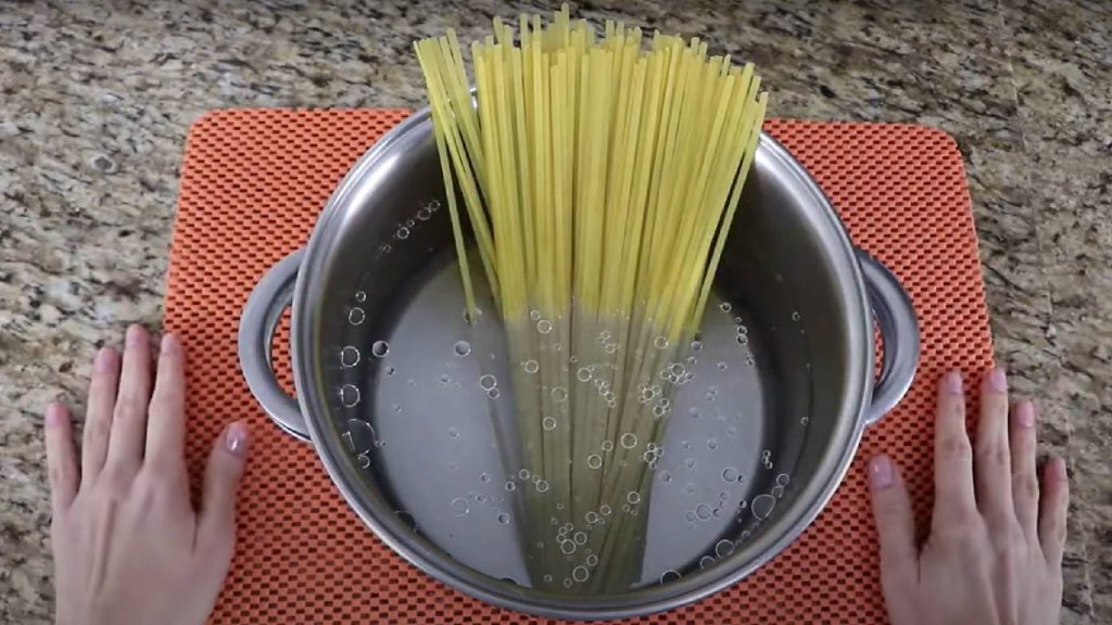 Mitos da cozinha que você provavelmente já acreditou e estão atrapalhando suas receitas