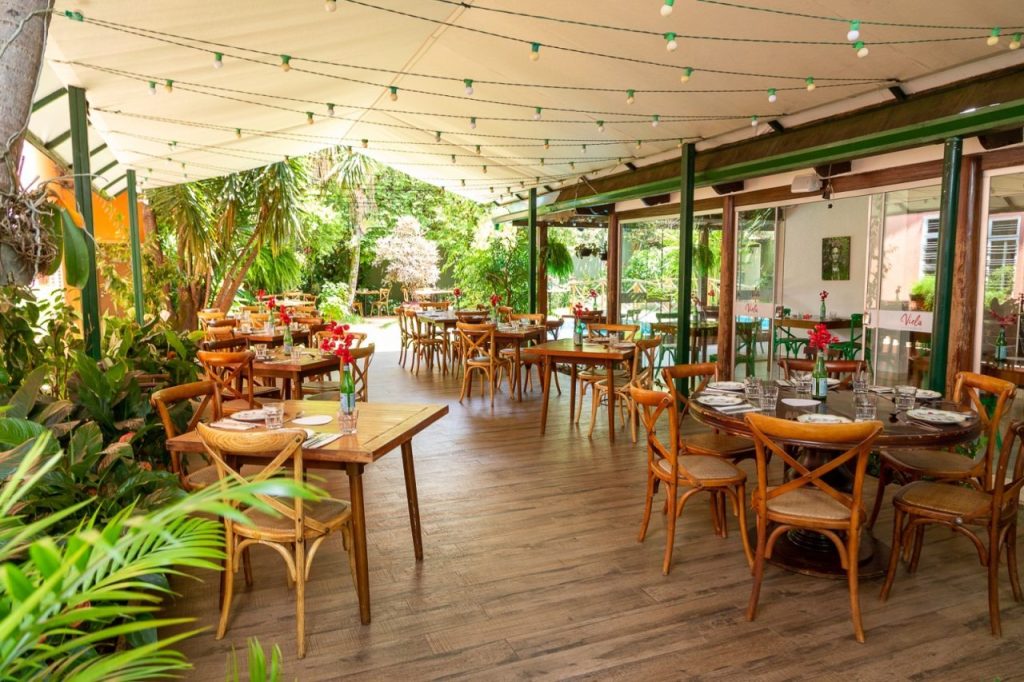 Os 6 restaurantes imperdíveis para conhecer a gastronomia goiana