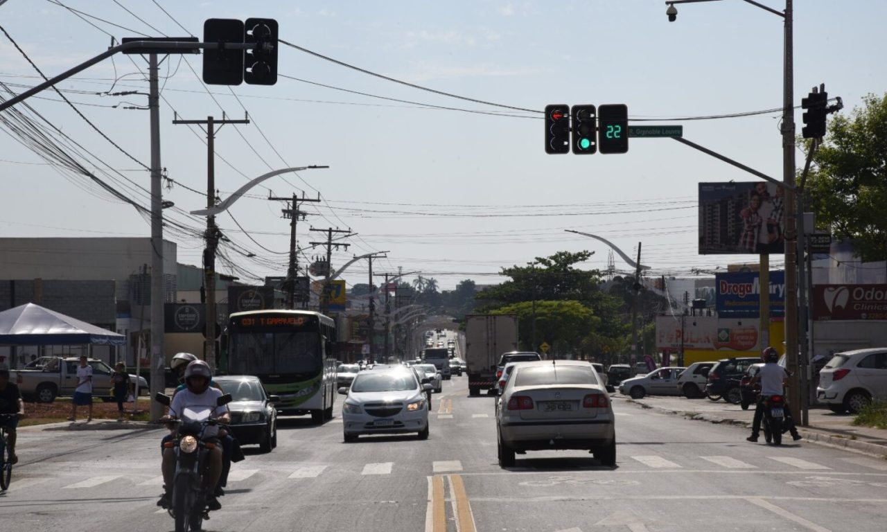 Trânsito em Aparecida de Goiânia. (Foto: Jhonney Macena/Prefeitura de Aparecida de Goiânia)