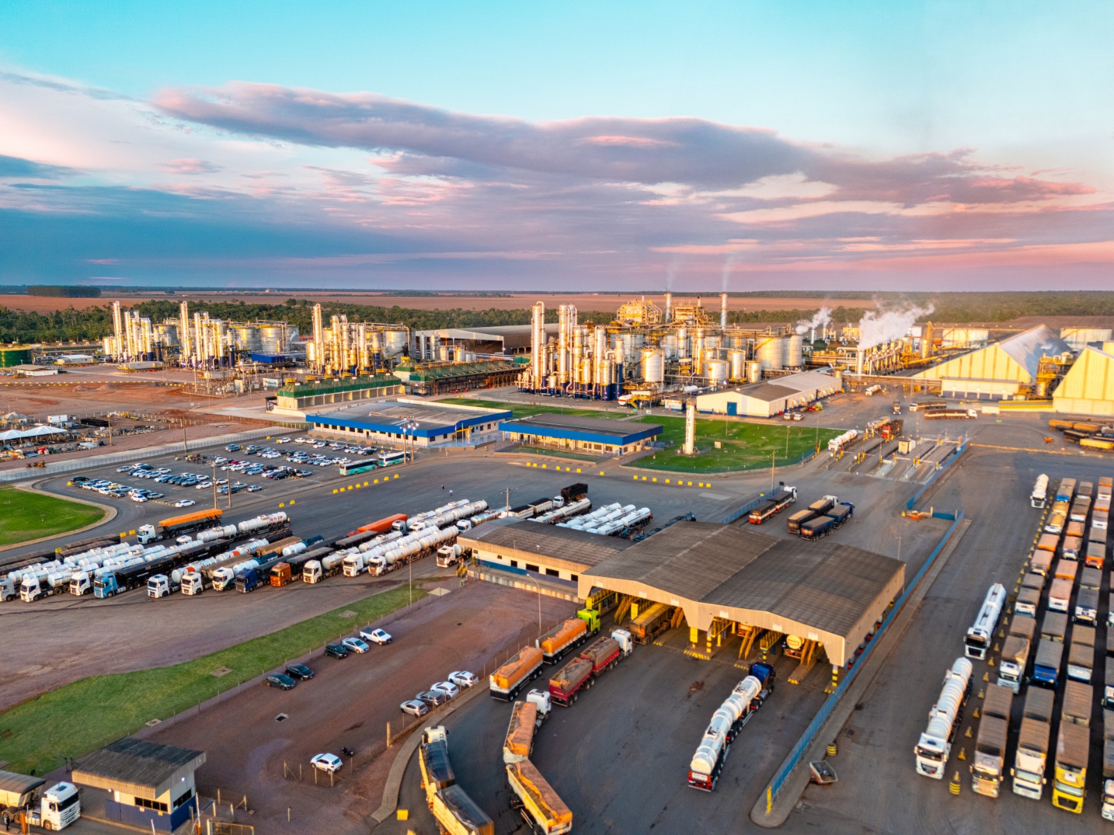 Indústria anuncia investimento de R$ 2,5 bilhões e mais 3 mil empregos diretos em Rio Verde