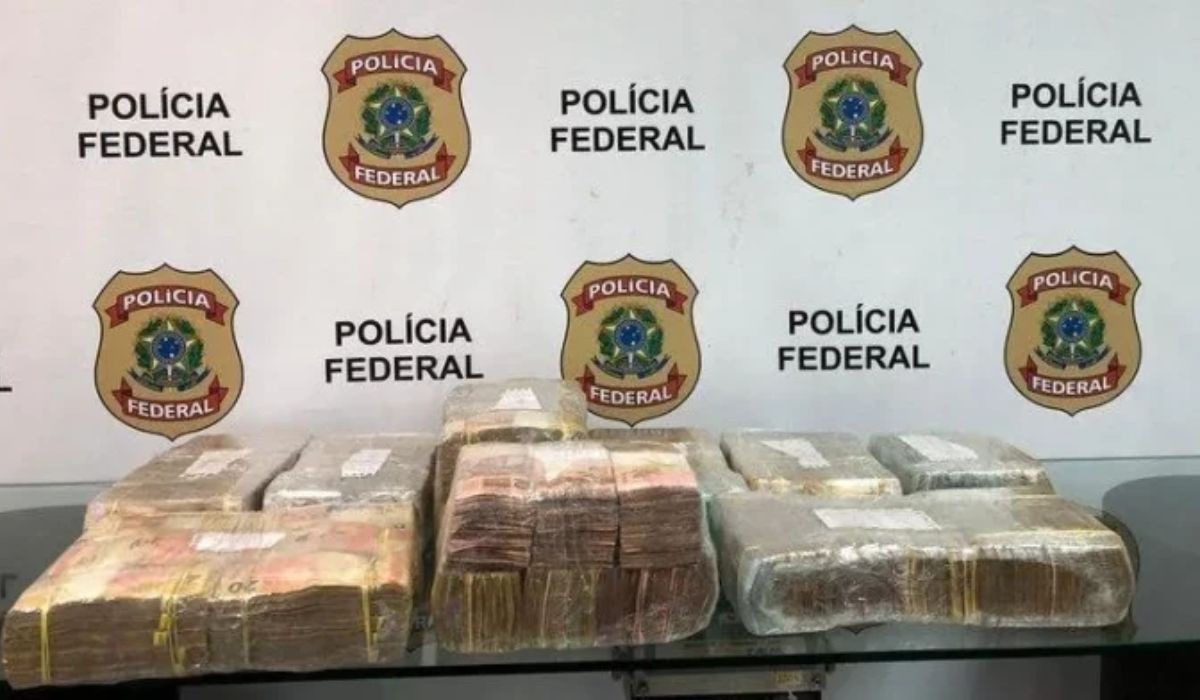 Homem é preso com mais de R$ 800 mil no aeroporto do Galeão, no Rio de Janeiro