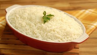 Famosa marca de arroz retira os produtos da prateleira após descoberta
