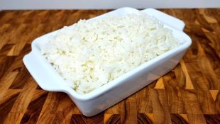Técnica infalível para preparar um arroz soltinho e saboroso