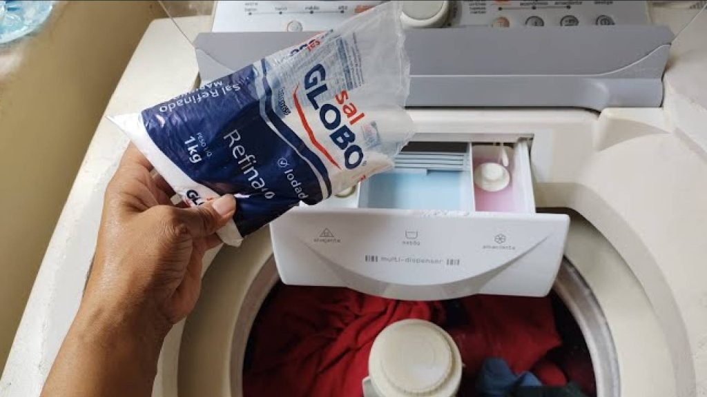 É por isso que as donas de casa estão colocando sal na máquina de lavar