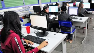 Universidade abre inscrição para 300 vagas em cursos de especialização gratuitos e a distância