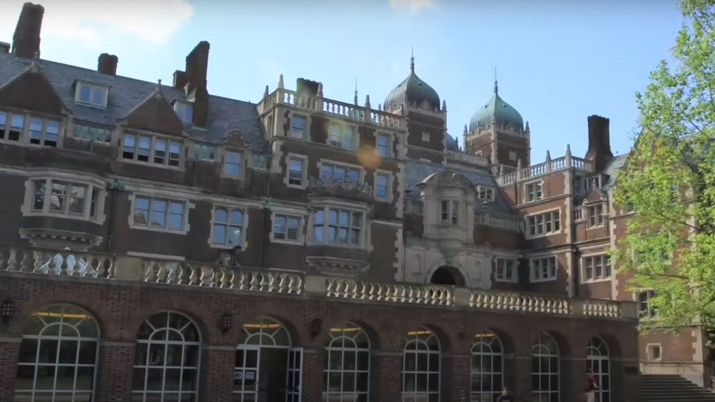 Prédio na Universidade da Pensilvânia, nos Estados Unidos.