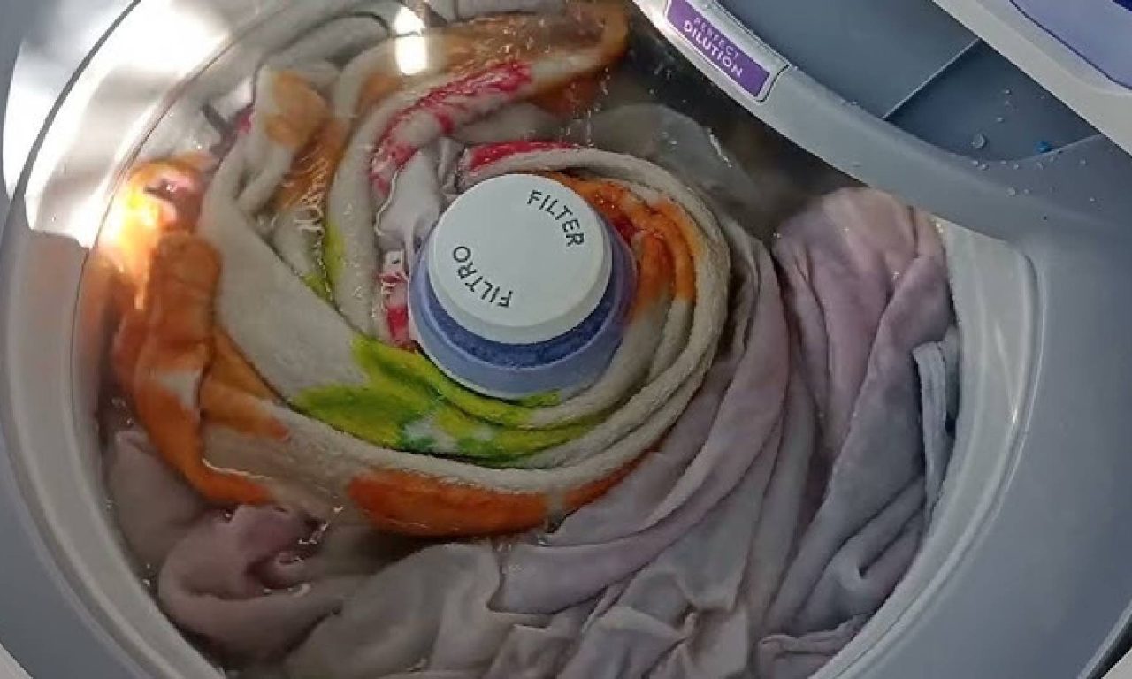 A frequência correta para lavar a roupa de cama