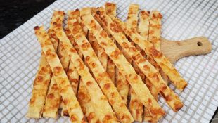 Palitinhos de muçarela na Air Fryer: fica muito crocante e uma delícia