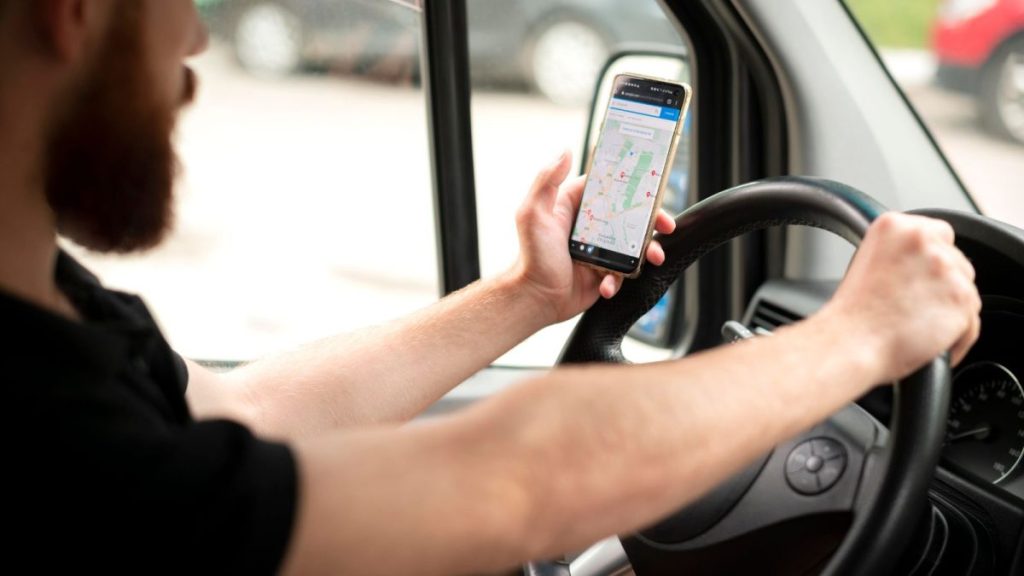 Waze tem recurso que pode salvar seu bolso no trânsito